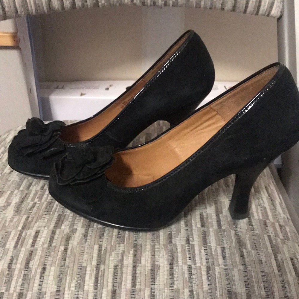Black Suede Flower Detail Shoes